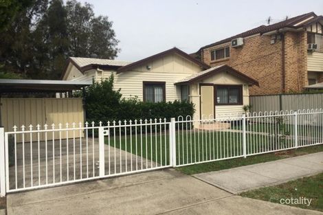 17 Wrentmore St, Fairfield, NSW 2165