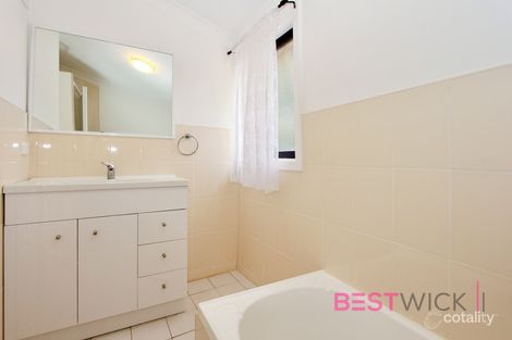 Property photo of 27 Alamein Walk West Bathurst NSW 2795