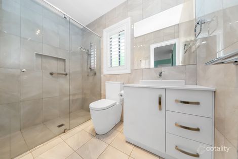 39-43 Gundagai St, Adelong, NSW 2729