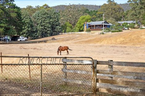 320 Moores Rd, Flowerdale, VIC 3717