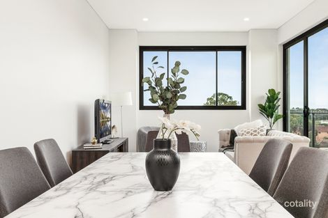 301/24 Hillcrest Ave, Greenacre, NSW 2190