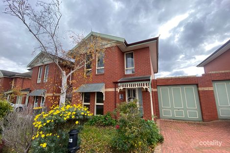 Property photo of 12 Silverbirch Rise Mill Park VIC 3082