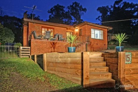 Property photo of 15 Carawa Street Cockatoo VIC 3781