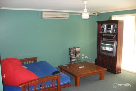 Property photo of 17 Mooloolah Court Hillcrest QLD 4118