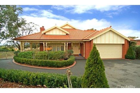 17 Tom Roberts Gld, Diamond Creek, VIC 3089