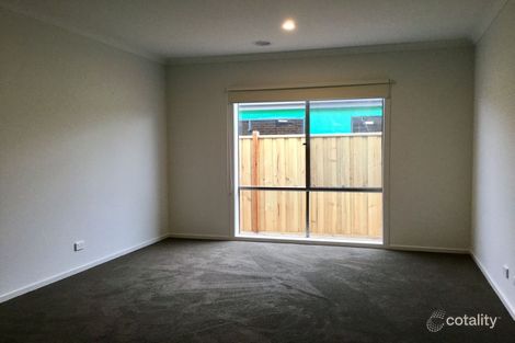 Property photo of 19 Franklin Road Mount Duneed VIC 3217