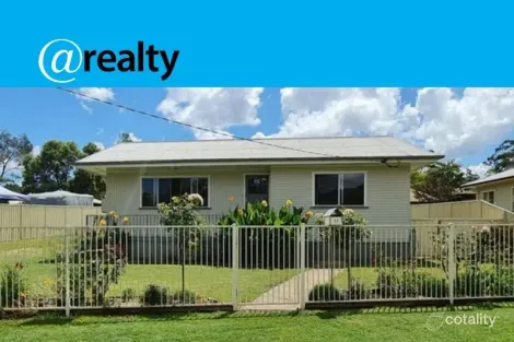 Property photo of 11 Gleeson Street Crows Nest QLD 4355
