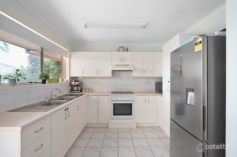 Property photo of 18 Eubar Place Emerald QLD 4720