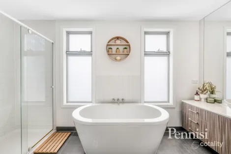 Property photo of 9/39-41 Flemington Street Travancore VIC 3032