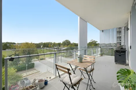 Property photo of 407/8 Aviators Way Penrith NSW 2750