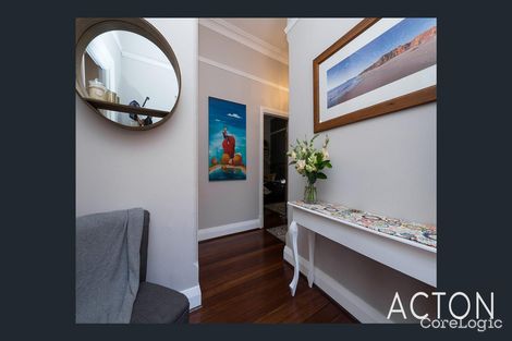 Property photo of 8 Flinders Street Mount Hawthorn WA 6016