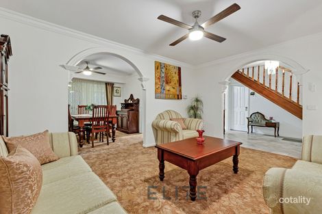 Property photo of 15 Valley View Crescent Berwick VIC 3806