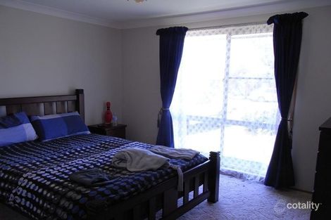 Property photo of 8 Baxter Place Westdale NSW 2340