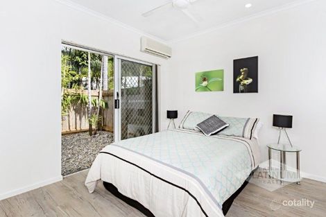 Property photo of 24 Warren Street Palm Cove QLD 4879
