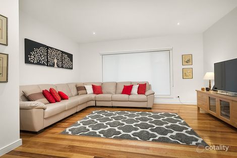 Property photo of 1/14 Russell Crescent Mount Waverley VIC 3149