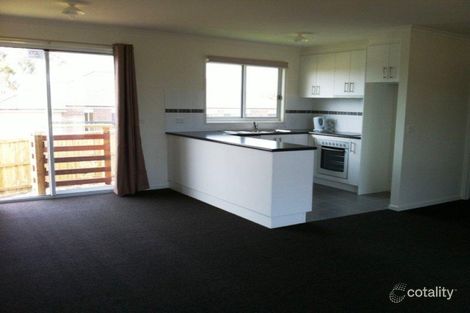 Property photo of 40 Castle Combe Circuit Cowes VIC 3922