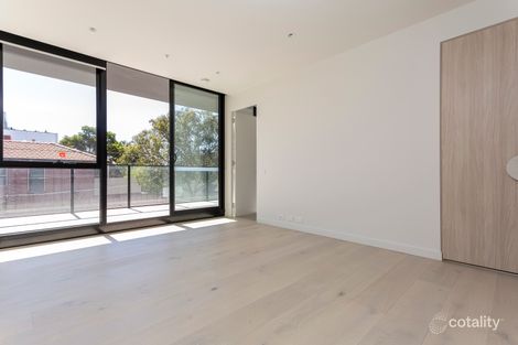 Property photo of 109/23-31 Small Street Hampton VIC 3188