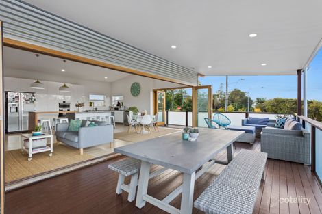 Property photo of 48 Broad Street Labrador QLD 4215