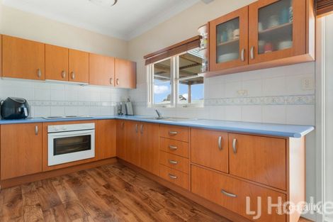 Property photo of 2 Hansard Place West Bathurst NSW 2795