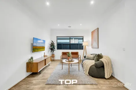 Property photo of 80 Everard Avenue Clyde North VIC 3978