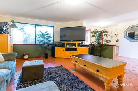 Property photo of 25 Savage Road Kelmscott WA 6111