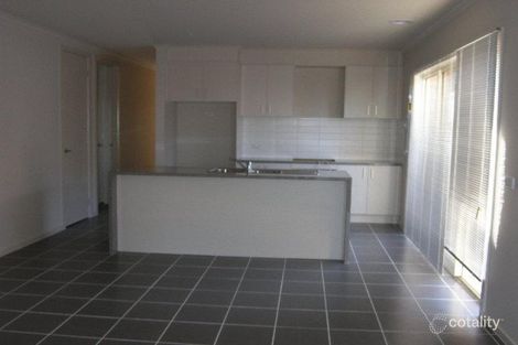 Property photo of 14 Derham Drive Point Cook VIC 3030