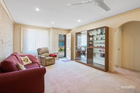 Property photo of 4/31 Cary Street Wyoming NSW 2250