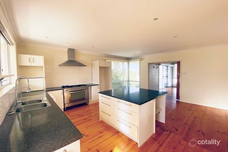 Property photo of 32 Flinders Court Portland VIC 3305