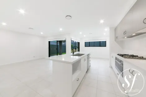 Property photo of 15 Sprowle Street Rouse Hill NSW 2155
