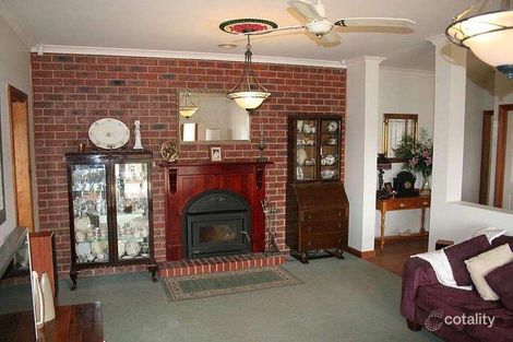 Property photo of 1 Coates Court Sunbury VIC 3429