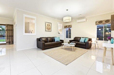 Property photo of 11 Callaway Crescent Mernda VIC 3754