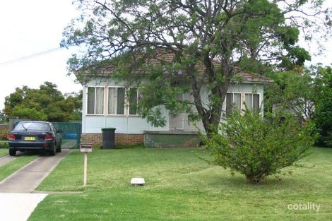 13 Kenward Ave, Chester Hill, NSW 2162