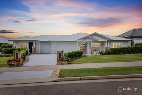 17 Fisher St, The Oaks, NSW 2570