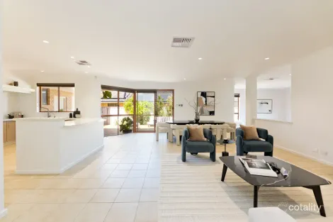 27 Waterford Ave, Waterford, WA 6152