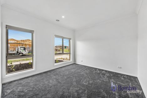 Property photo of 6 Gabbro Way Wollert VIC 3750