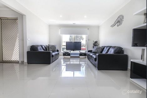Property photo of 6 Stead Street Roxburgh Park VIC 3064