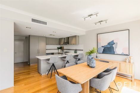 Property photo of 4/27 Noalimba Crescent Bateman WA 6150