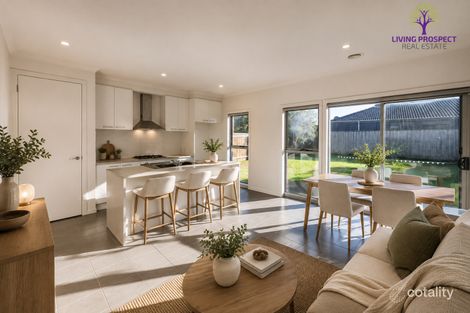 Property photo of 13 Laurence Way Tarneit VIC 3029
