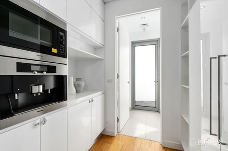 Property photo of 13 Collins Street Kew VIC 3101