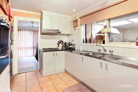 Property photo of 2 Moruya Drive Grovedale VIC 3216