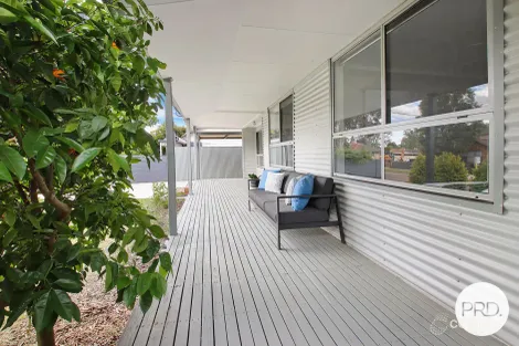 Property photo of 42 Hereford Street Wodonga VIC 3690