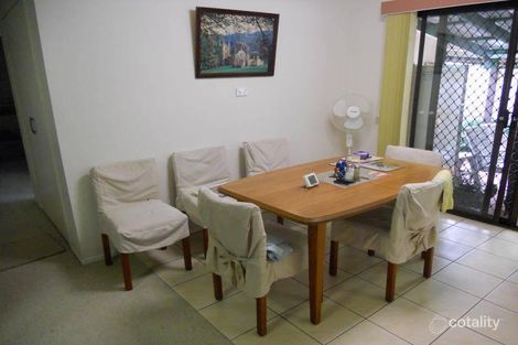 Property photo of 2/95 Christine Avenue Burleigh Waters QLD 4220