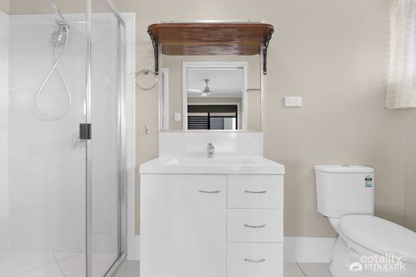 Property photo of 27 Falcon Crest Zilzie QLD 4710