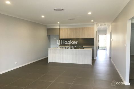 Property photo of 3A Holdsworth Street Oran Park NSW 2570
