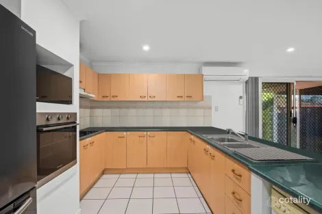 Property photo of 38 Samba Place Underwood QLD 4119