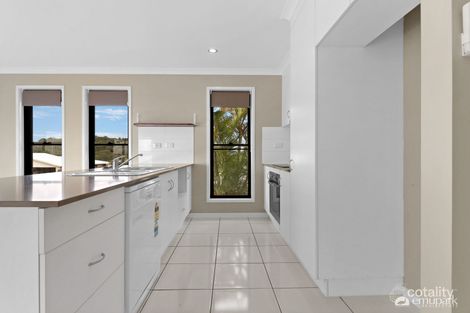 Property photo of 27 Falcon Crest Zilzie QLD 4710