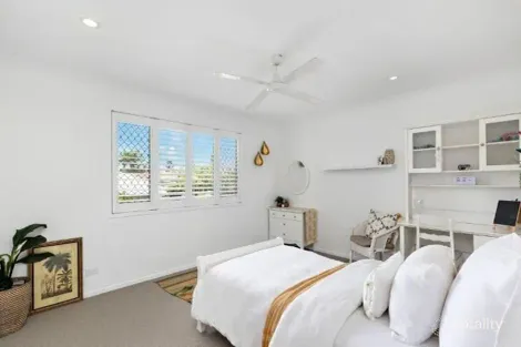 Property photo of 16 Acer Place Redland Bay QLD 4165