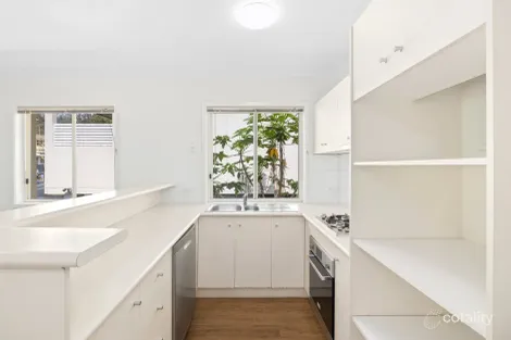 Property photo of 3/120 Carmody Road St Lucia QLD 4067