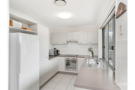Property photo of 8/110 Lexey Crescent Wakerley QLD 4154