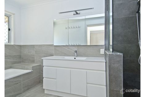 Property photo of 18 Kinchant Street Marsden QLD 4132